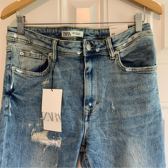 Ripped skinny jeans - Picture 8 of 9